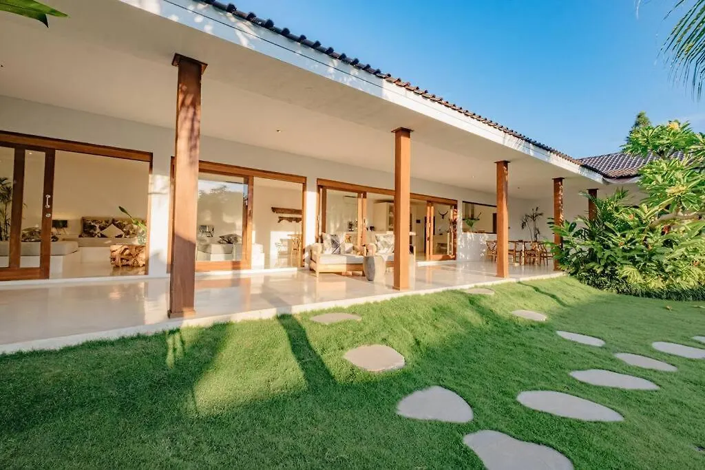 2 Bedrooms Luxury Villa In Ubud Ubud (Bali)