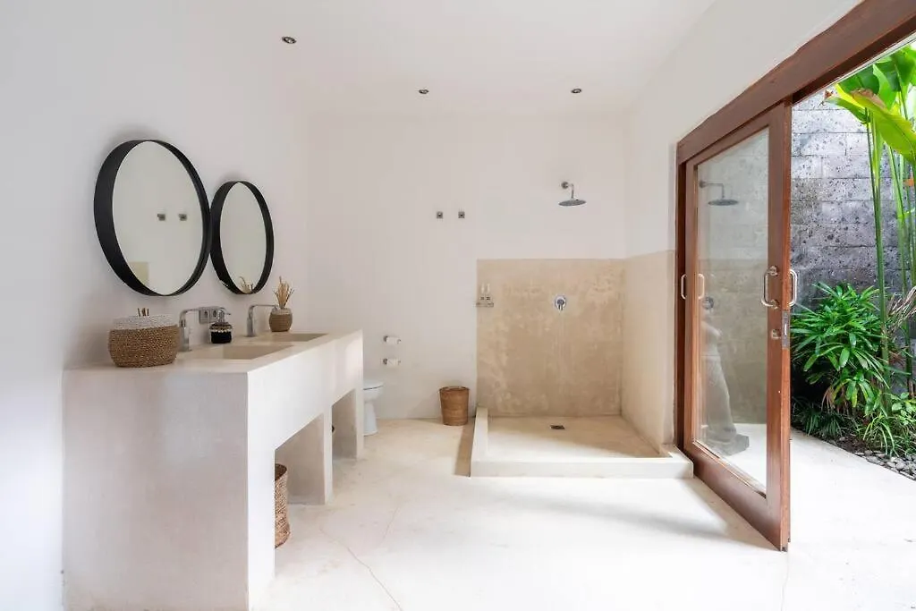 2 Bedrooms Luxury Villa In Ubud Indonesia