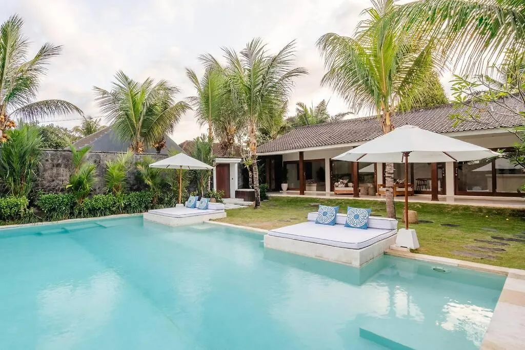 2 Bedrooms Luxury Villa In Ubud 0*, Ubud (Bali)