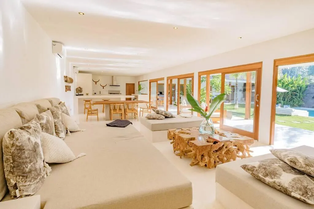 2 Bedrooms Luxury Villa In Ubud